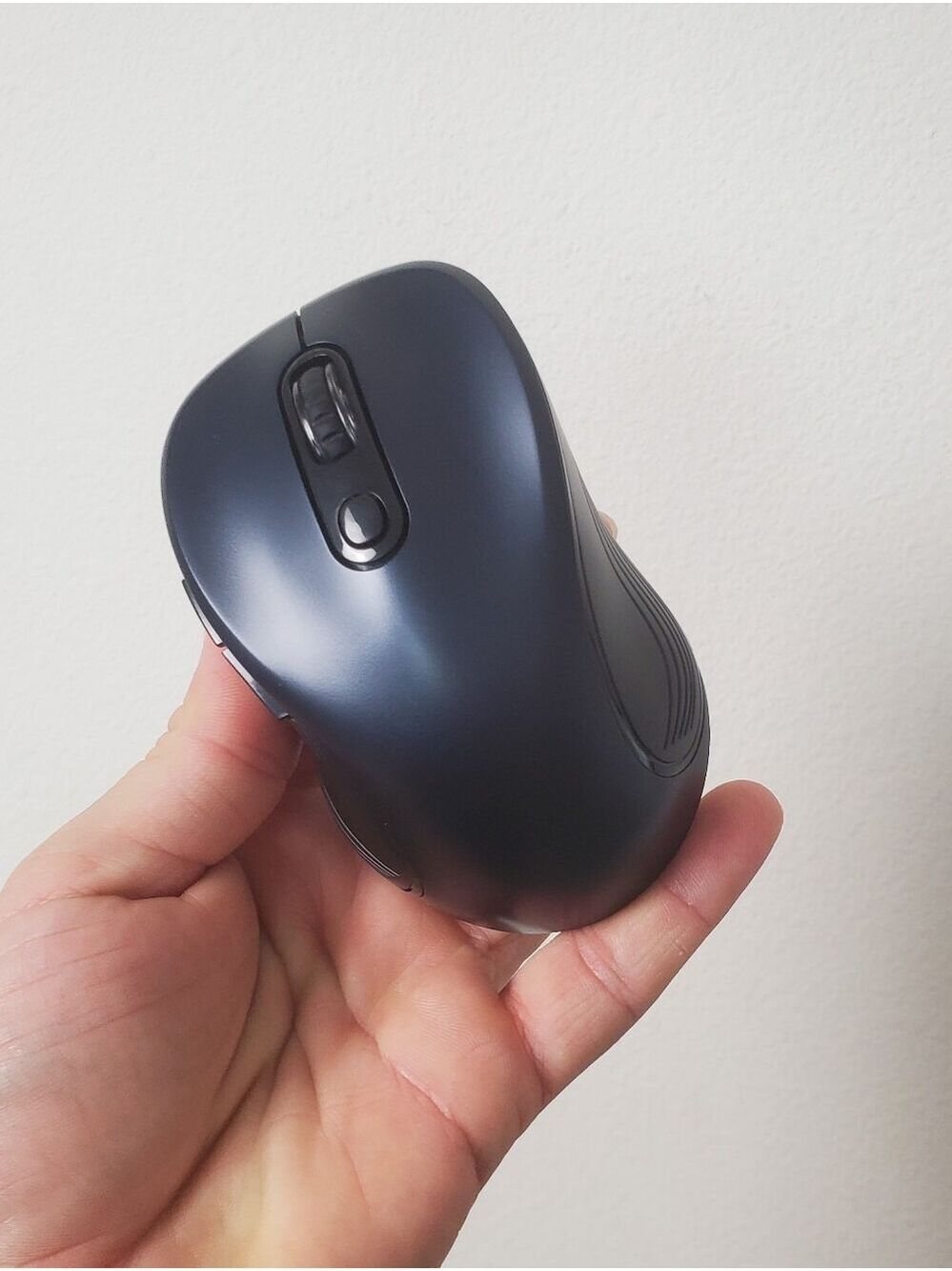 NEW Wireless Mouse Wisfox 2.4g Gray Blue Sleek Design